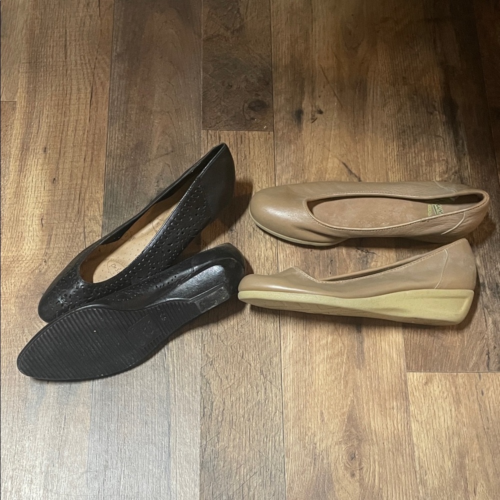 Elegant Women's Black and Tan Flats